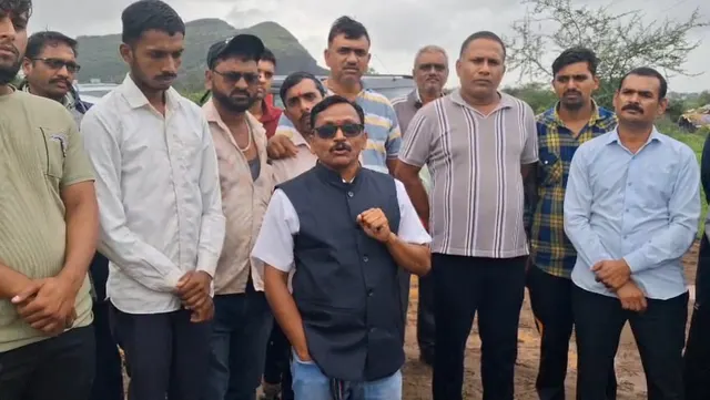 माय महा राष्ट्रचे जुने छायाचित्र