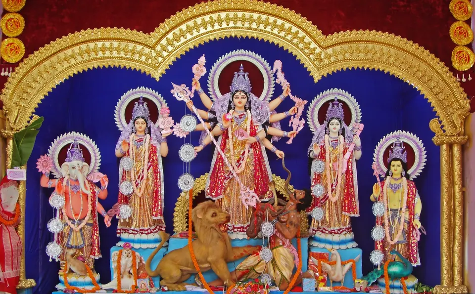 दुर्गा देवीची मूर्ती